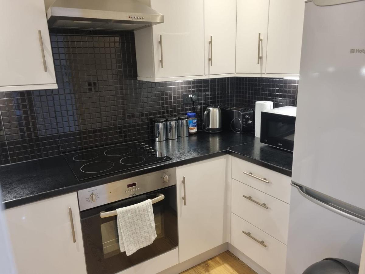 Stunning 2 Bed/2 Bath Flat In Waterloo, London Leilighet Eksteriør bilde
