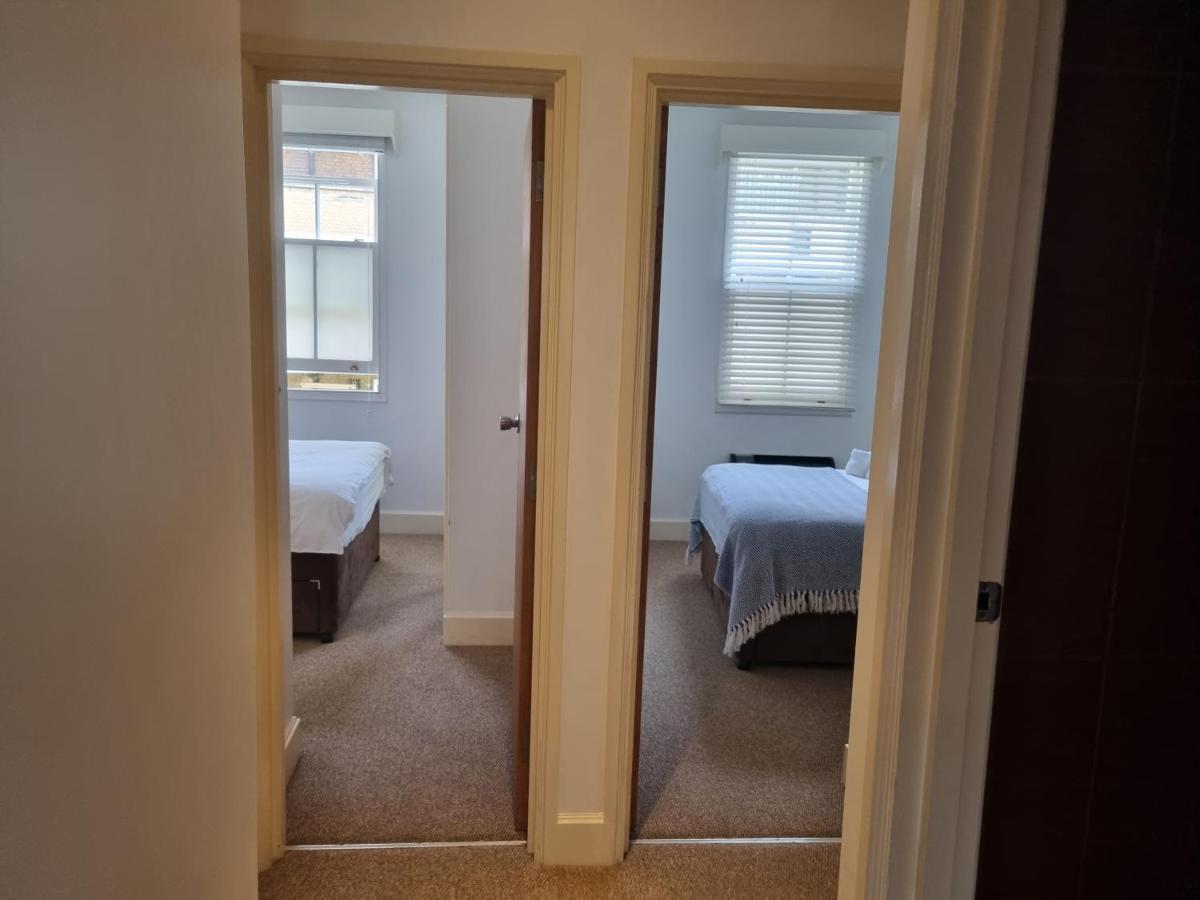Stunning 2 Bed/2 Bath Flat In Waterloo, London Leilighet Eksteriør bilde