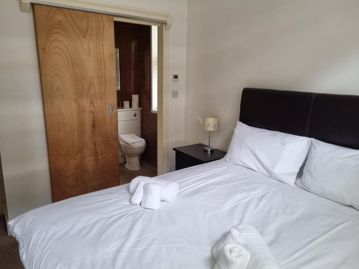 Stunning 2 Bed/2 Bath Flat In Waterloo, London Leilighet Eksteriør bilde